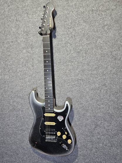 Mooer MSC10 Pro in silver burst