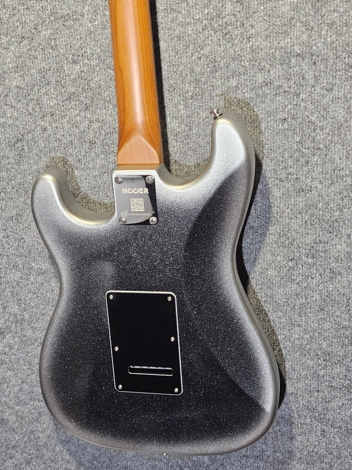 Mooer MSC10 Pro in silver burst