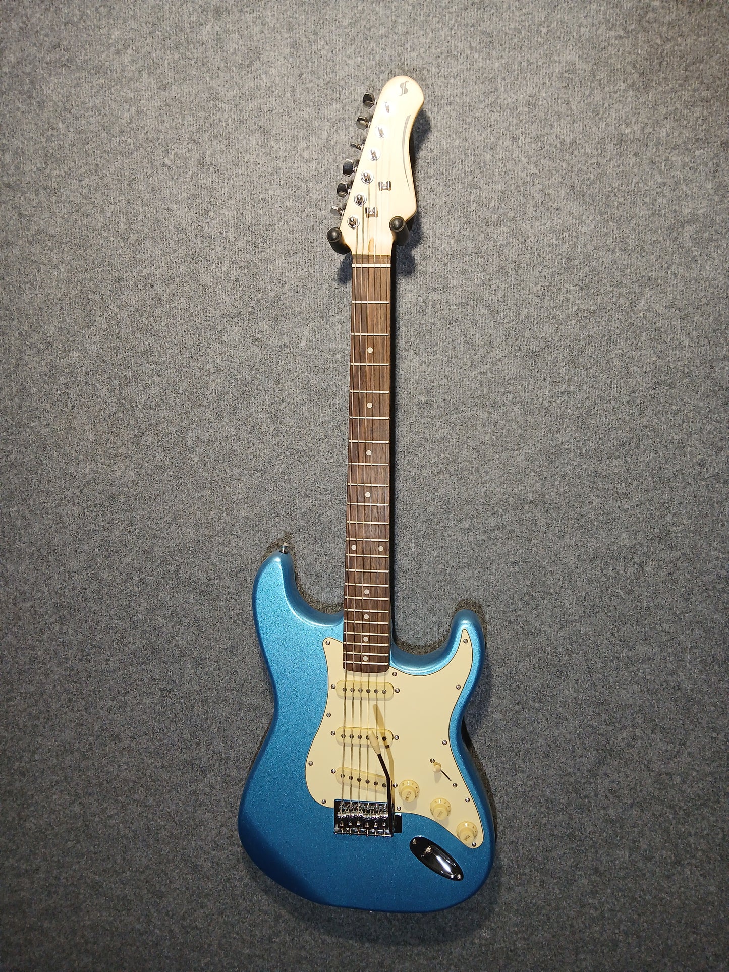 Strat Std Series Stratocaster Blue Electric