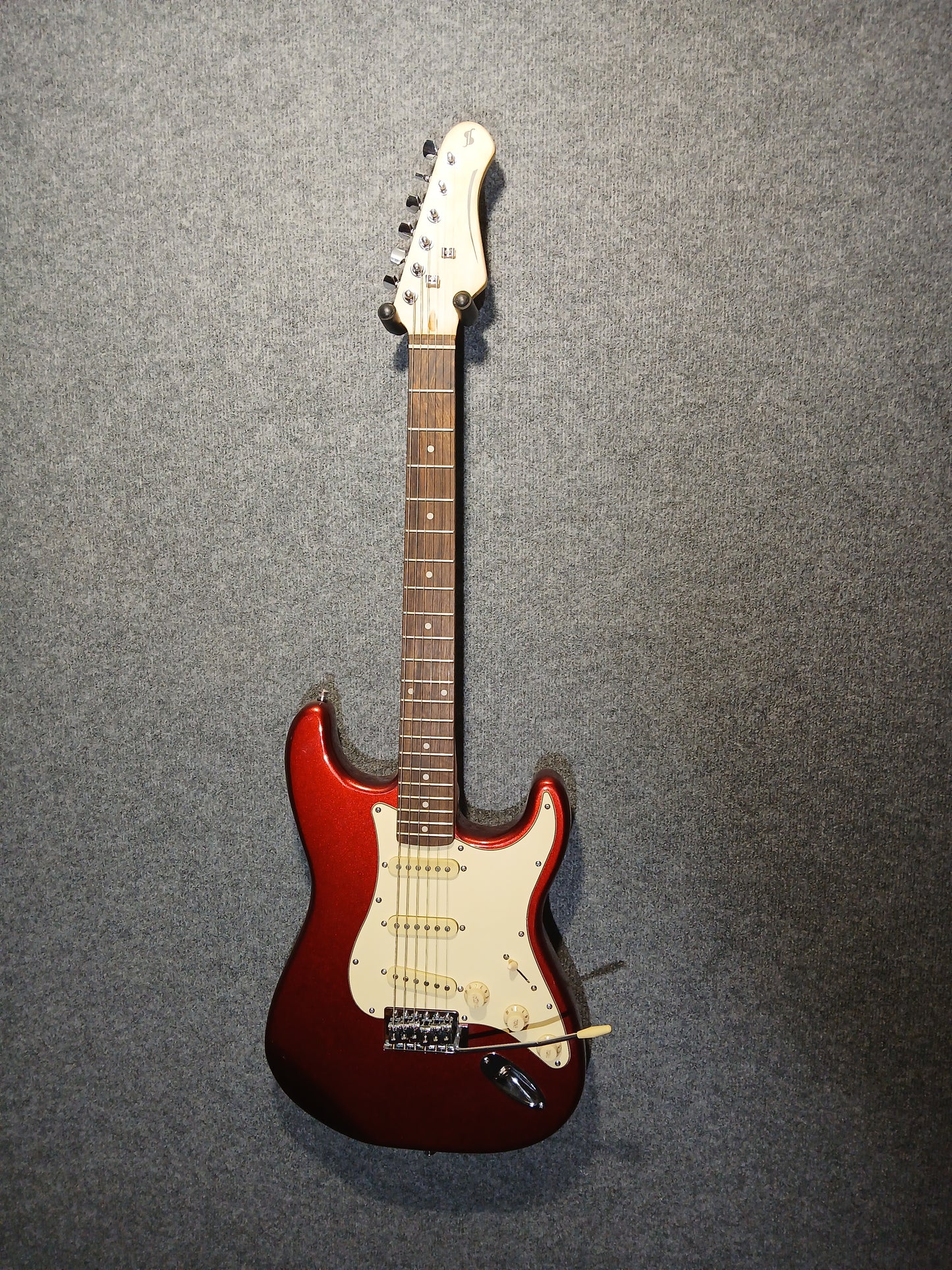 Strat Std Series Stratocaster Candy Apple Red Electric